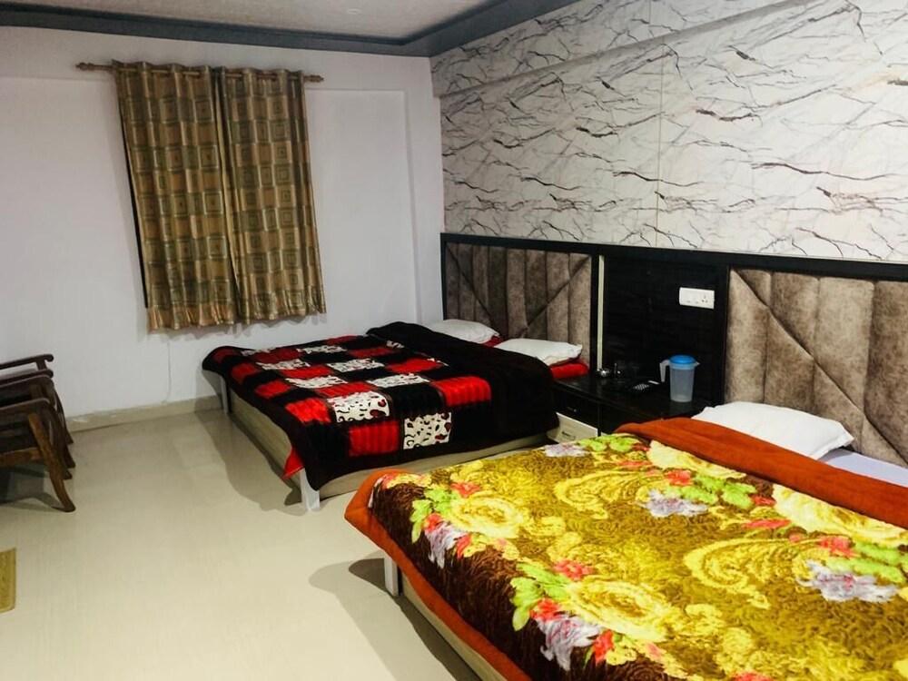 Hotel Yoga Badrinath Dham