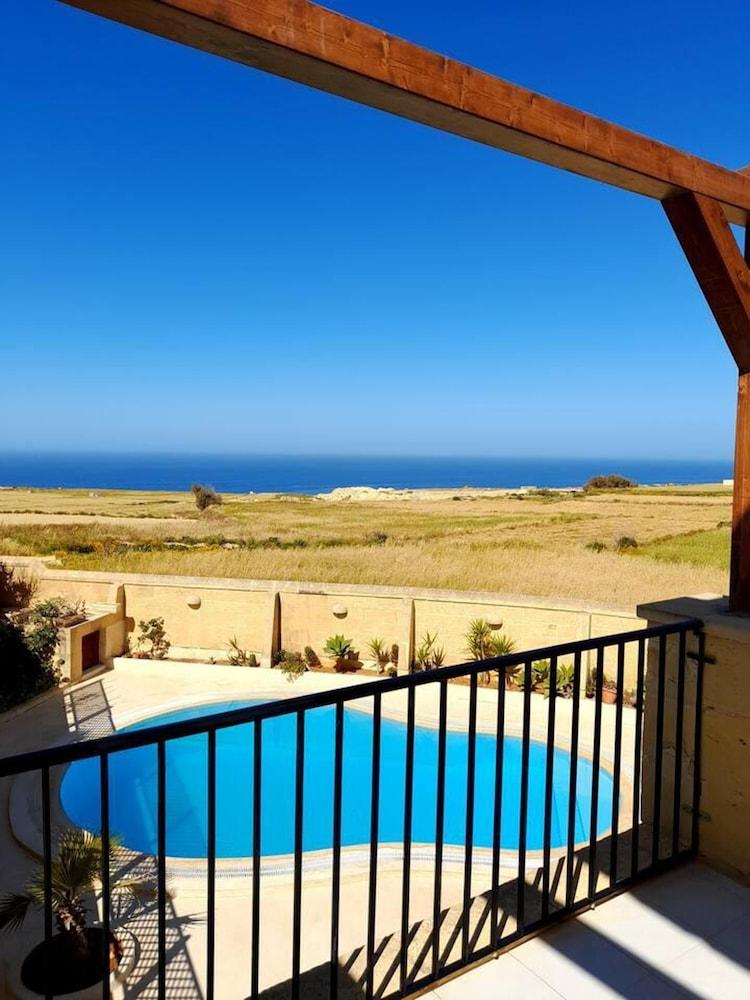 Tas Suplu Farmhouse Gozo