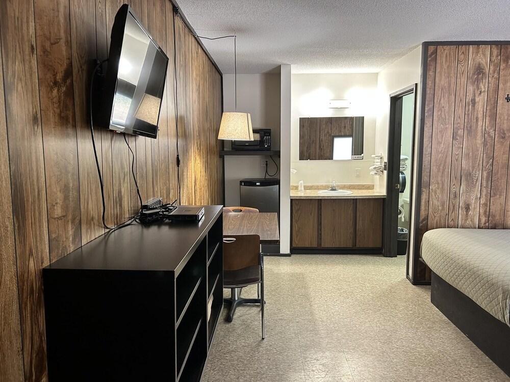 Beyonder Marine at Sterett Creek