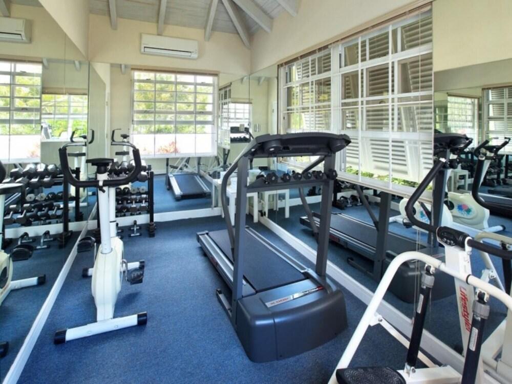 Sunny Vacation Villa 90