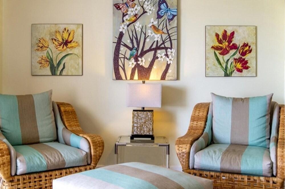 The Charles and The Earl