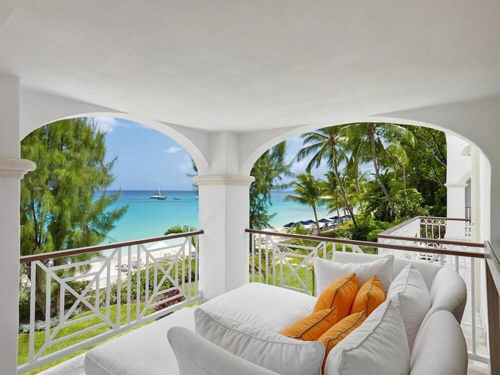 Sunny Vacation Villa 13