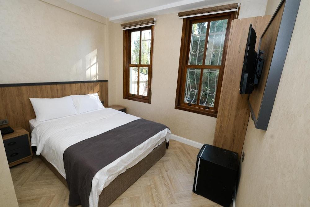 Valens Boutique Hotel