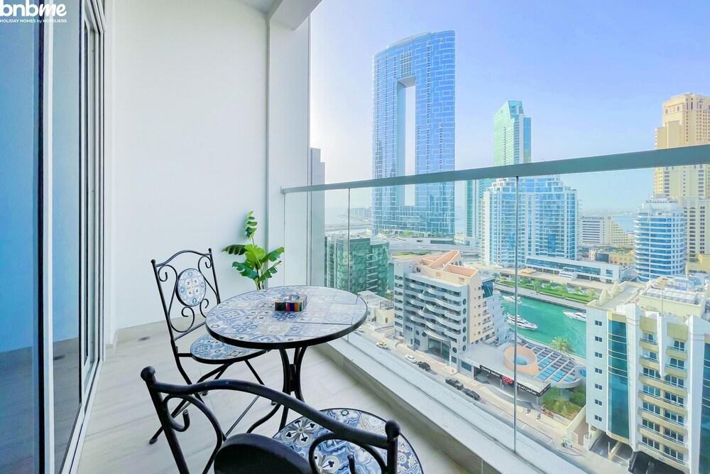 Beach View 2BR Ultra-luxurious Apt- 1504