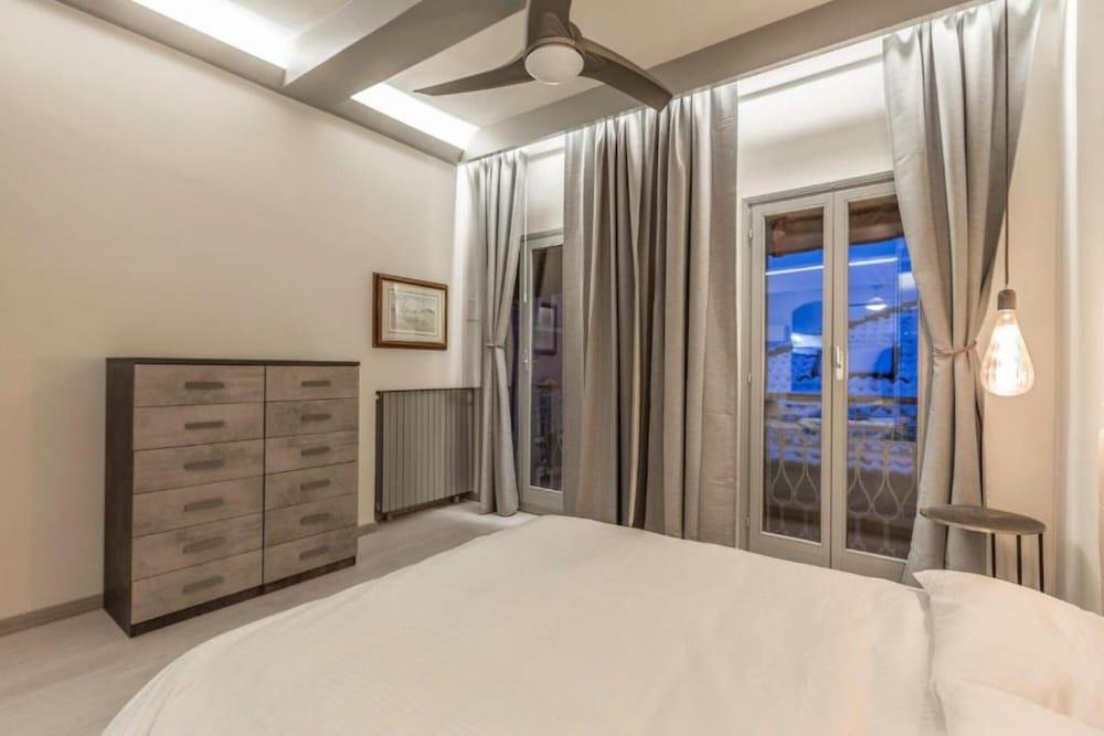 Futura - Shortholidays