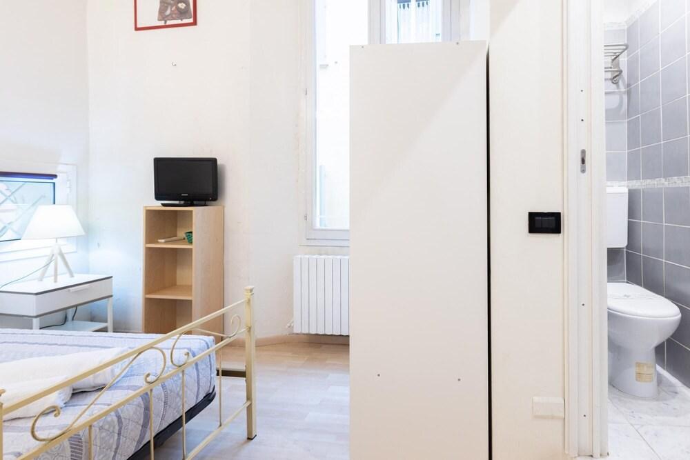 Le Stanze del Carro - Camera Adami