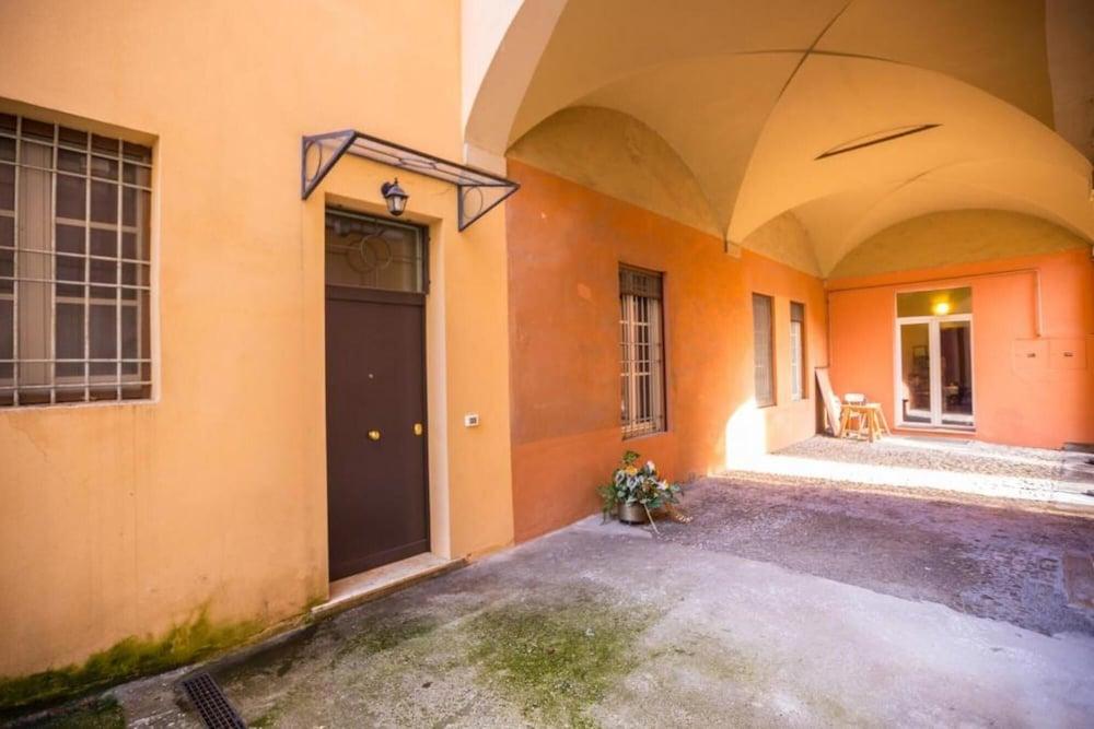 Borgonuovo in Bologna