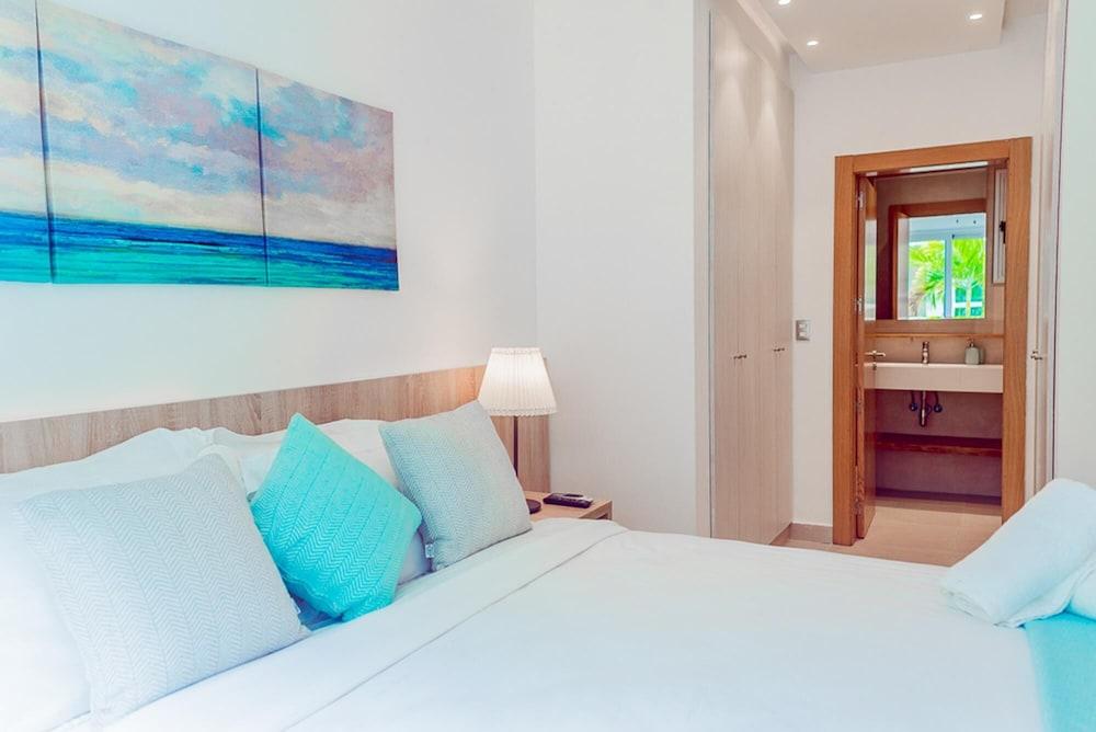 Affordable Luxury Condo Just Steps From the Beach