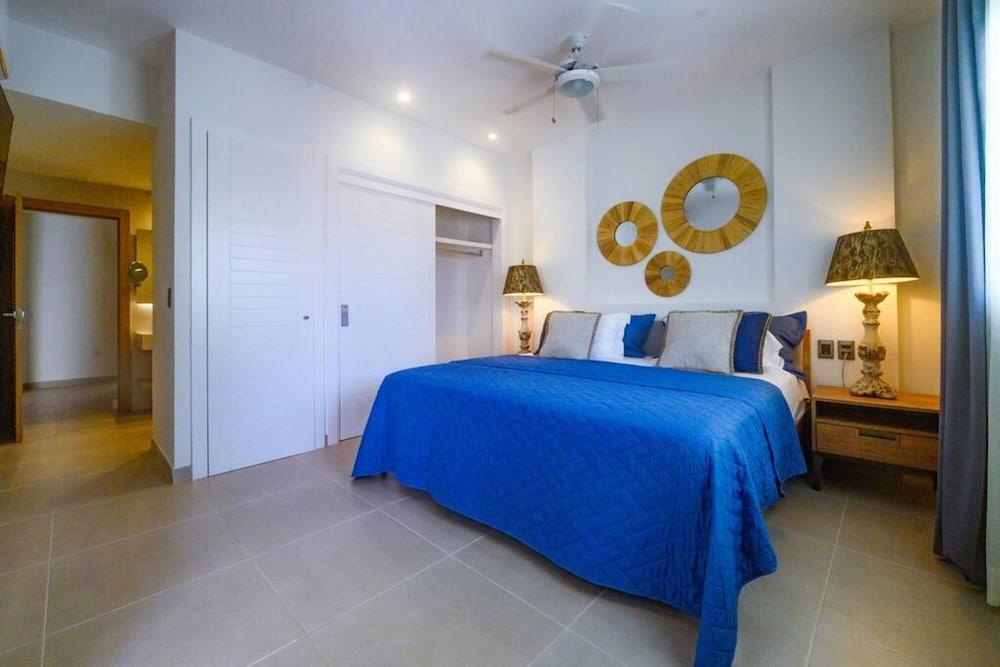 Spacious Modern Apartment With Private Picuzzi