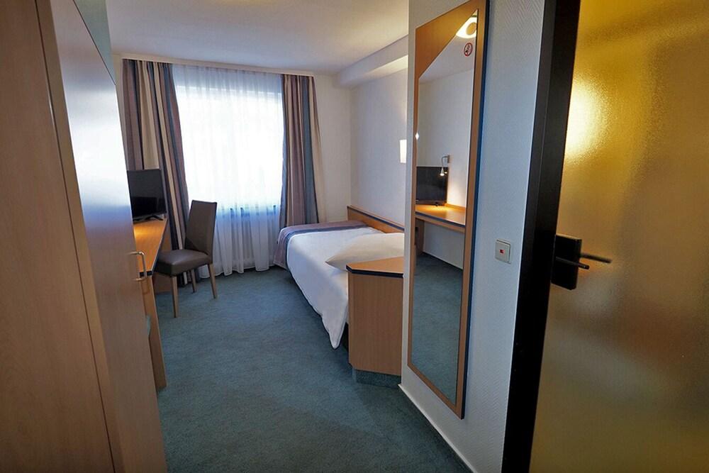 Hotel Goldener Hirsch Mosbach