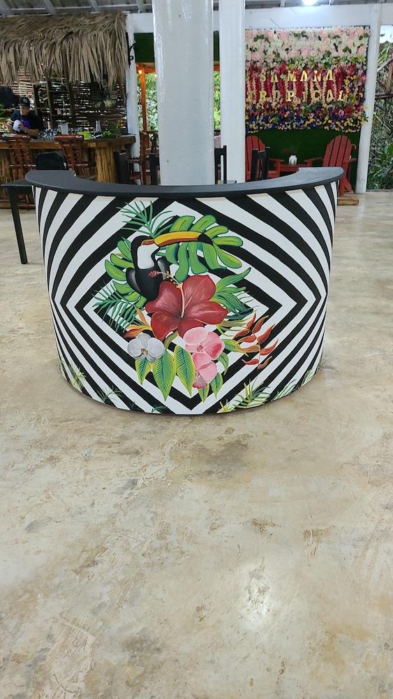 Samanatropicalvillage