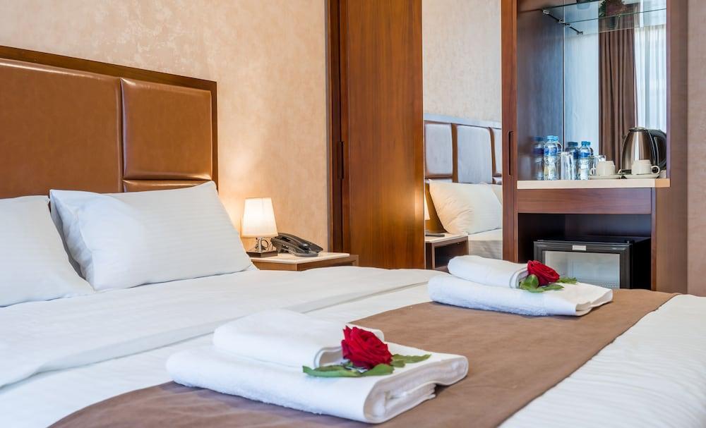 Hotel Aura in Digomi