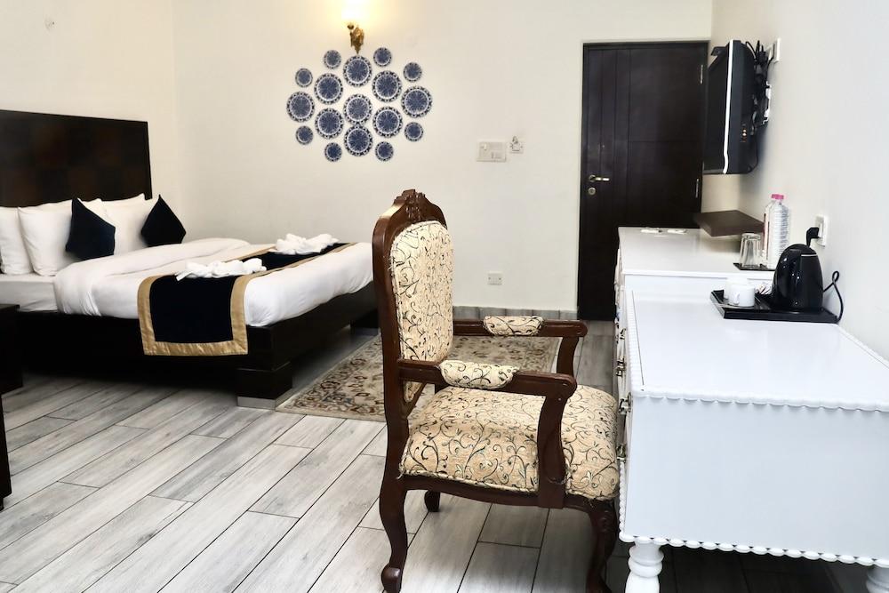 Tivoli Heritage Palace