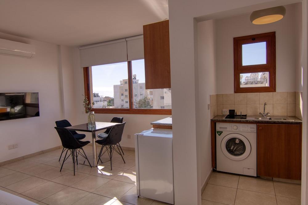 Phaedrus Living City Flat Palas 104