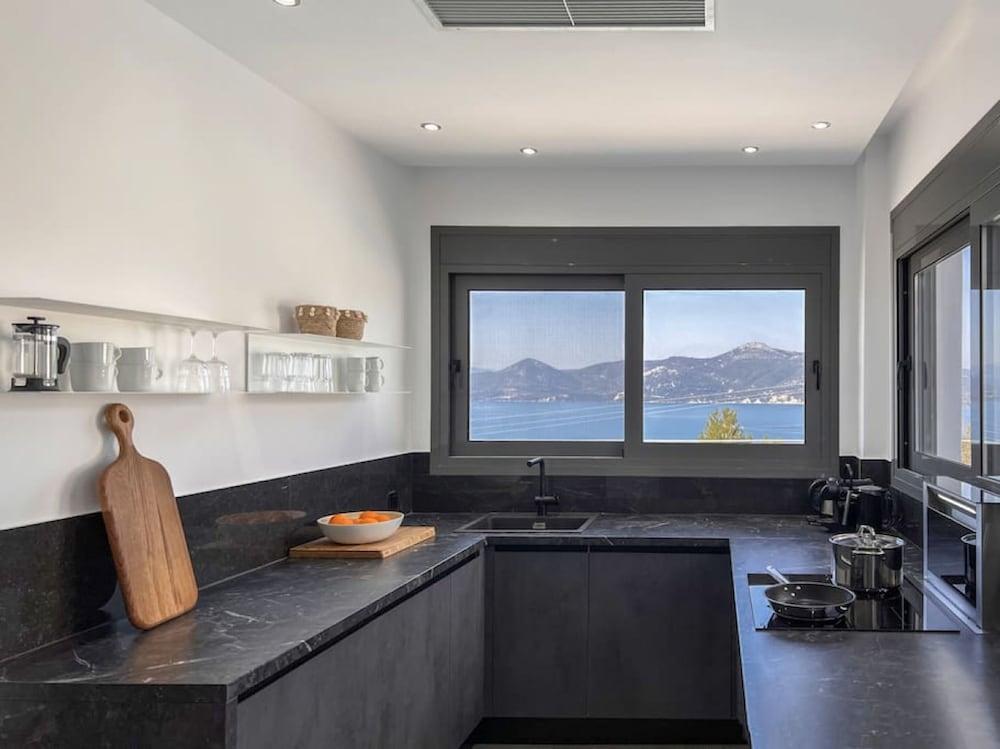 Villa Empeiria Paleros