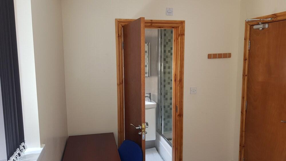 Kunda House Bournbrook