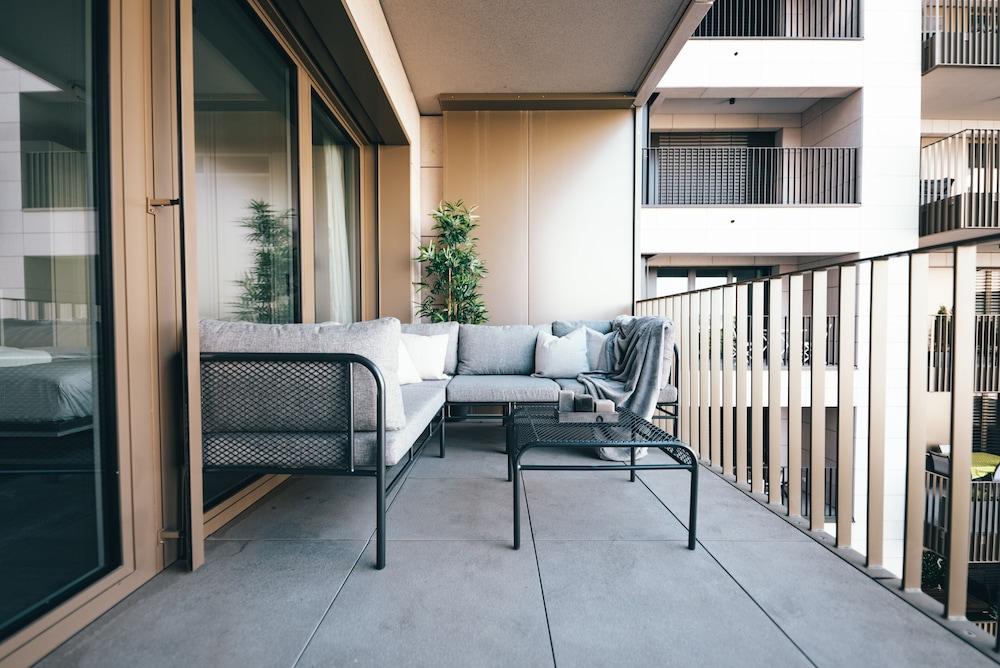 Fully Equip Studio Balc Prkg Cloche dOr