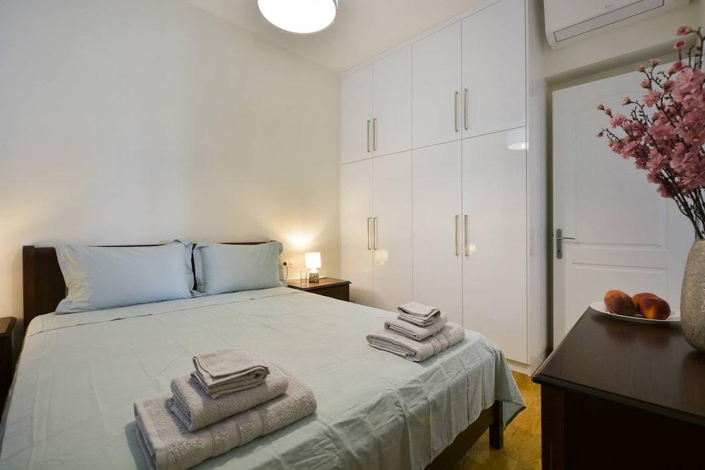 Luxury Bay View by Corfuescapes