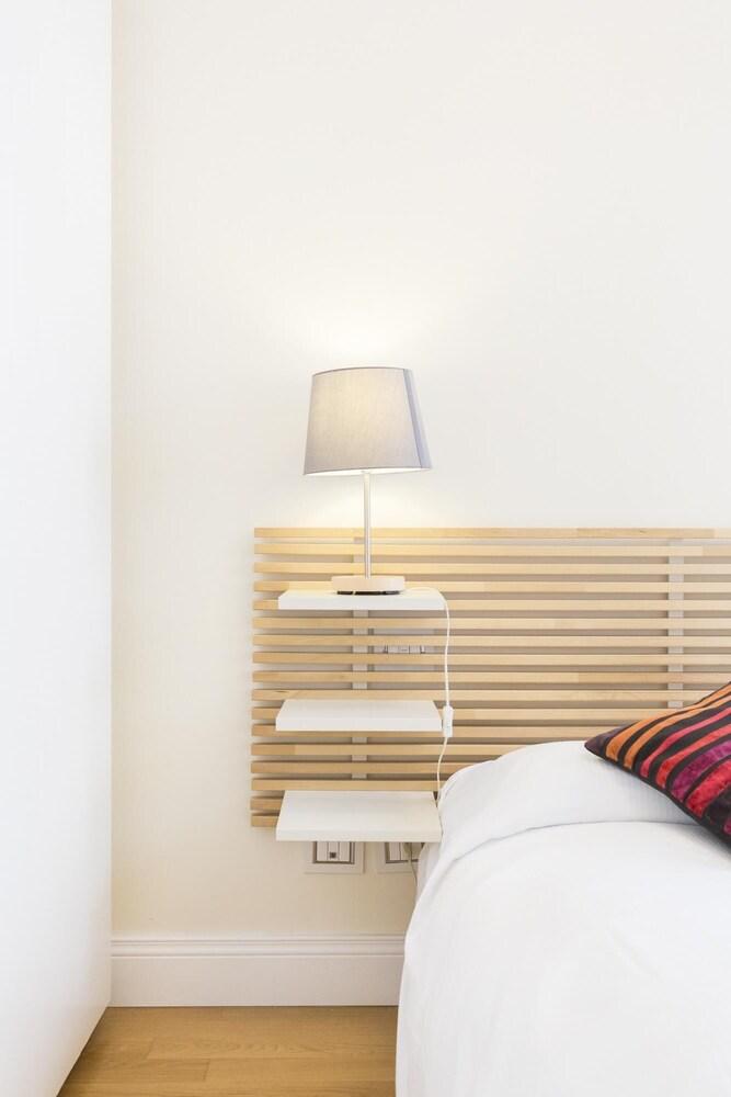 Gonfalone Residence Viola