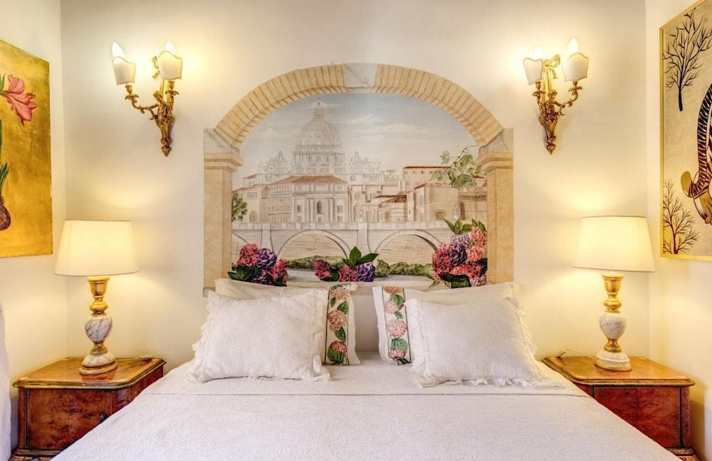 Colosseum 2BR Elegance and Charm