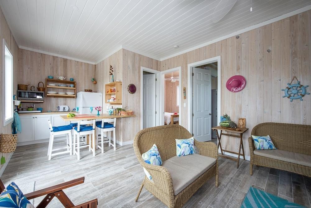 Flipper Refuge 2 Bedroom Cottage