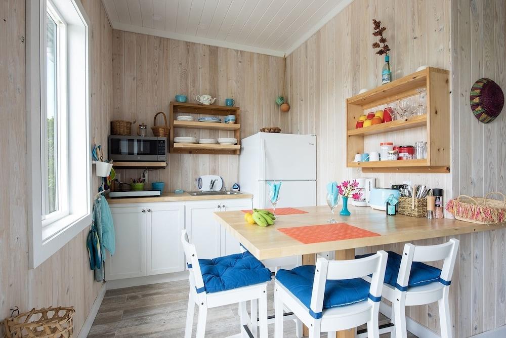 Flipper Refuge 2 Bedroom Cottage