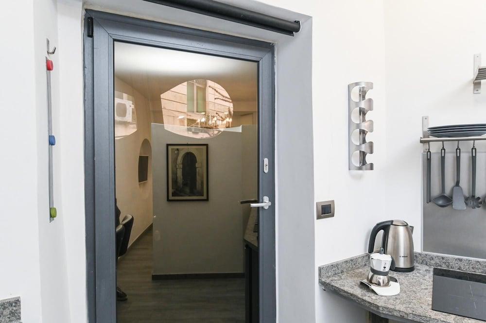 The Essential - Trastevere Design Studio