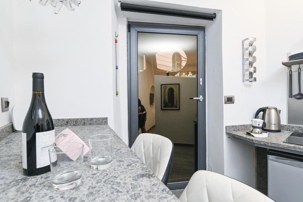 The Essential - Trastevere Design Studio