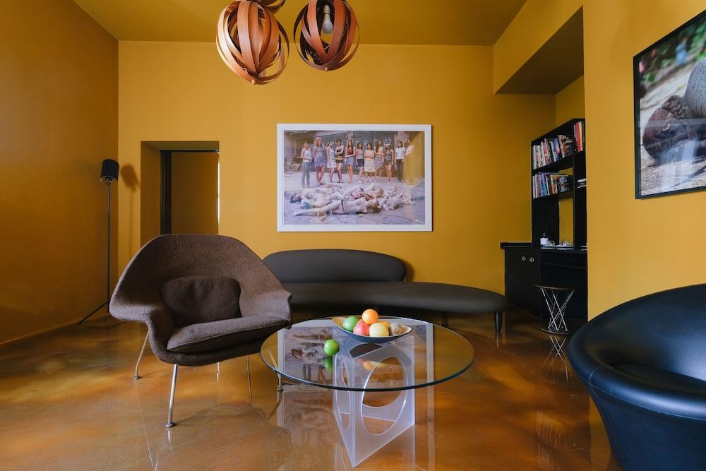 3 Rooms 10 Corso Como