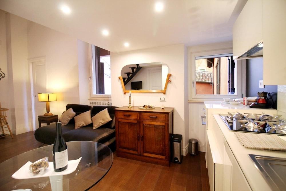 Gonfalone Charming Retreat