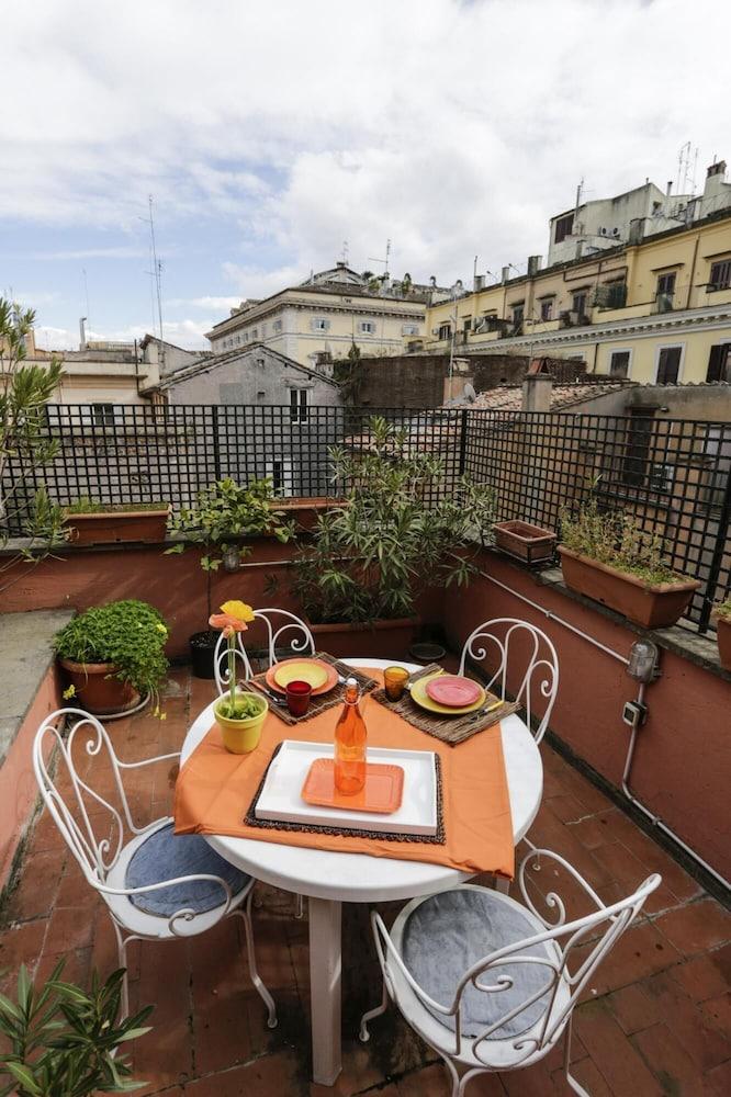 Pantheon Romantic Nest With Terrace