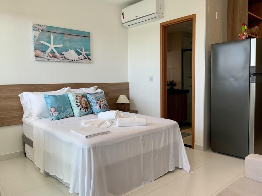 Flat Mana Beach Experience