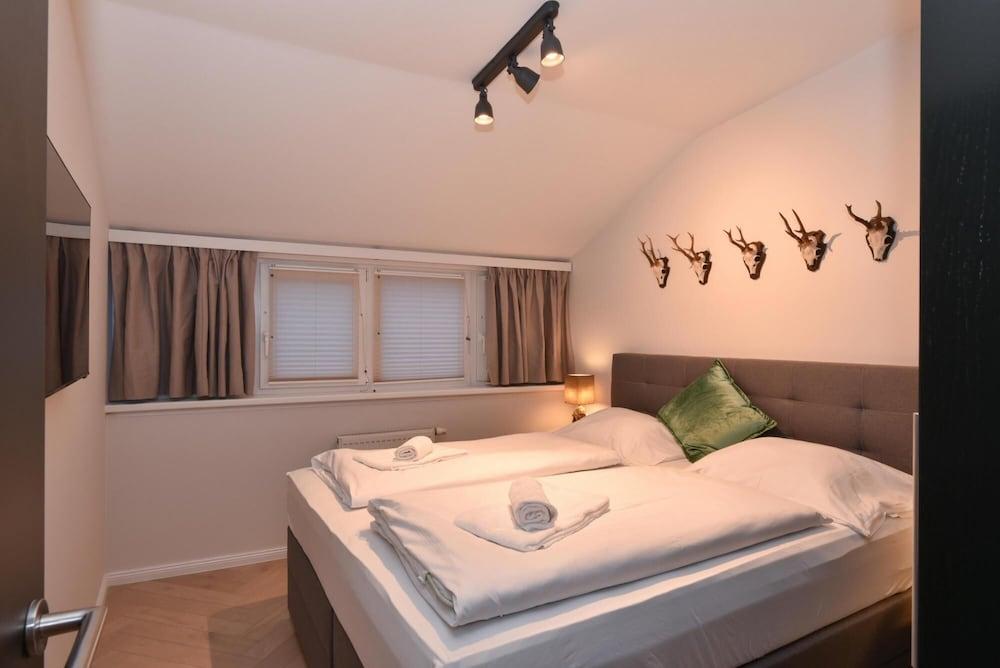 Penthouse Lake Mountains View Incl Summer Card