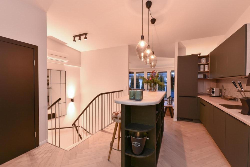 Penthouse Lake Mountains View Incl Summer Card