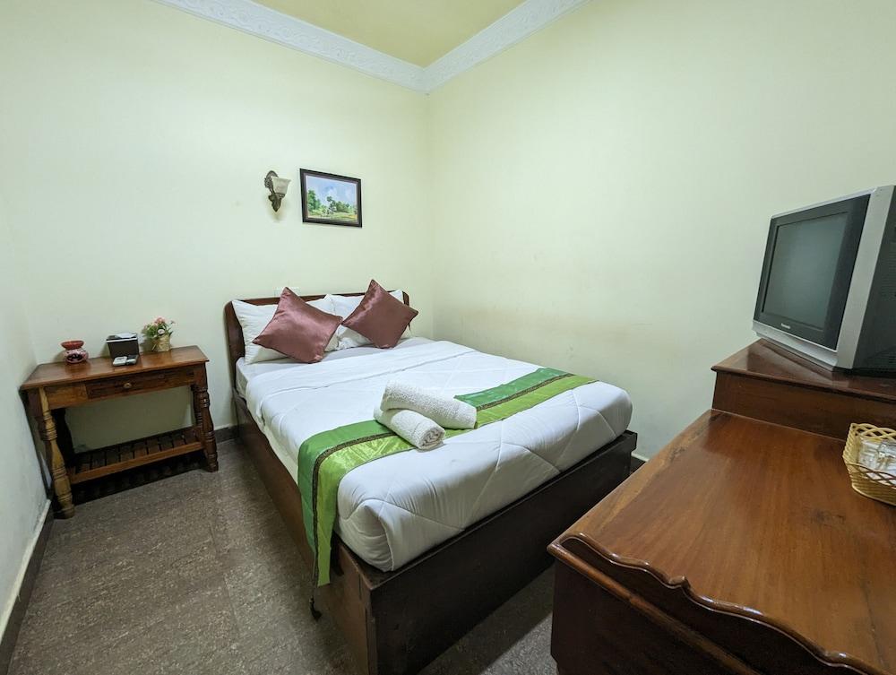 Reach Kunthea Guesthouse