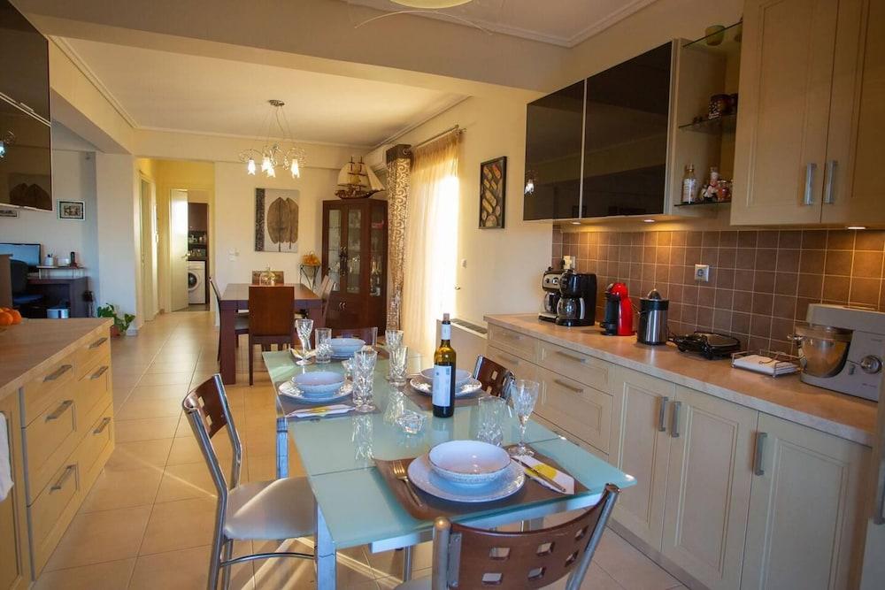 Fou's 3-bed Villa in Nafpaktos