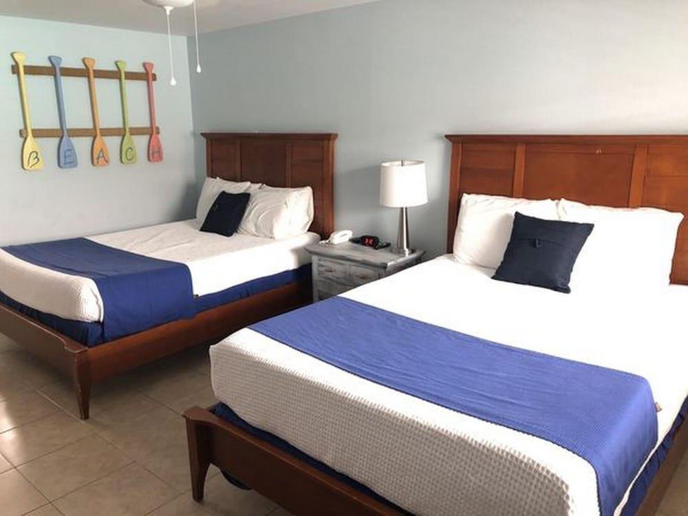 Beachgate CondoSuites and Oceanfront Resort