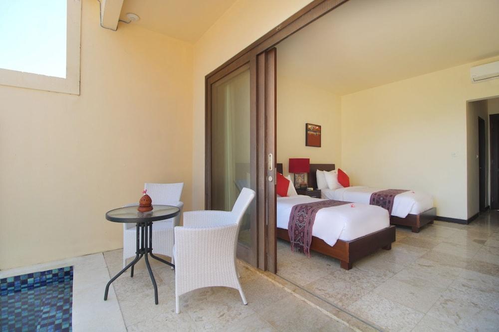 Lombok Sunset Bay Resort