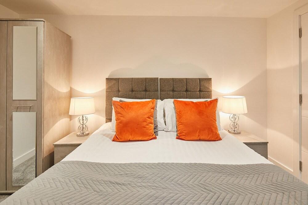 Host Stay Roker Terrace