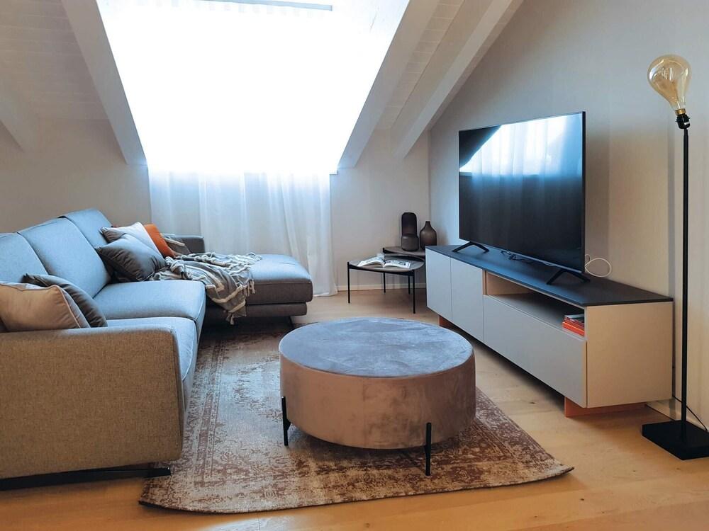 AR Chelsea Apartment