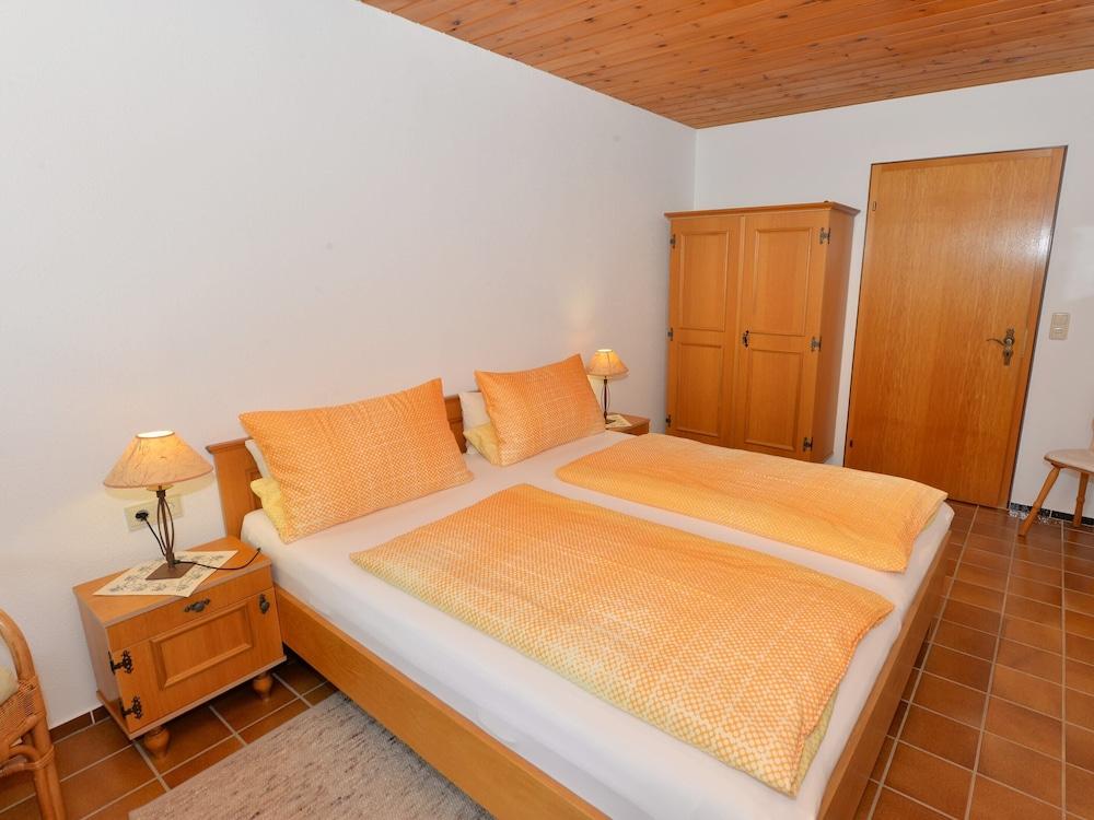 Geraeumige Wohnung fur 5 Personen in Drachselsried