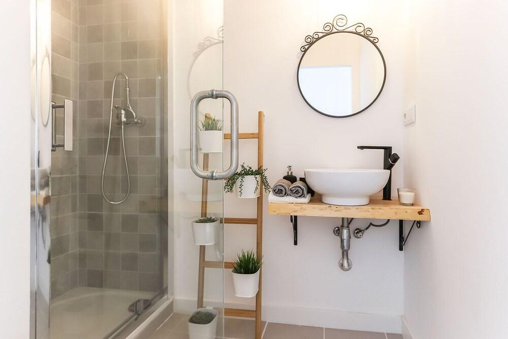 Alcantara Studio by Homing