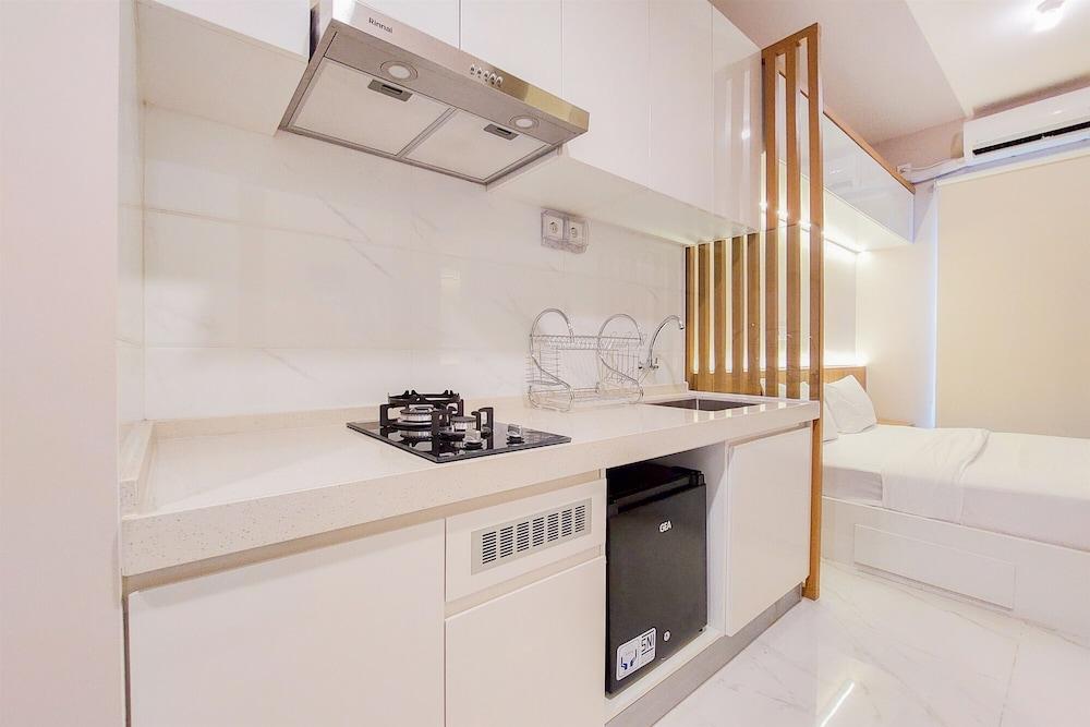 Wonderful And Comfortable Studio Sky House Bsd Apartment