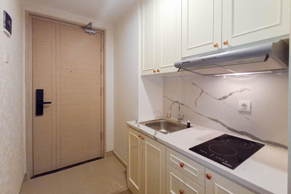 Relaxing Studio At Mataram City Apartment