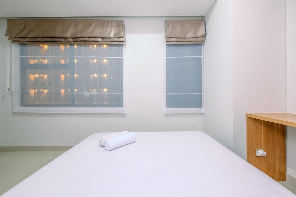 Well Designed 2Br Corner Transpark Cibubur Apartment