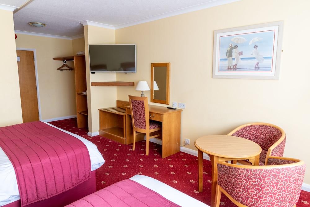 Tiverton Hotel Lounge & Venue