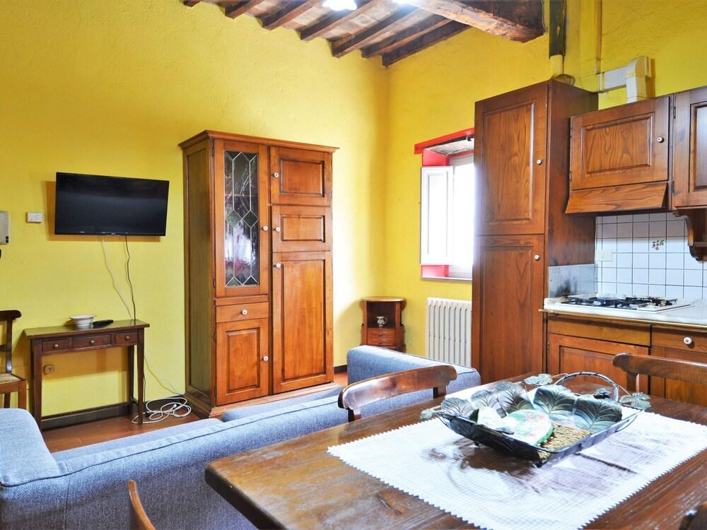 Scenic Apartment in Città di Castello With Shared Pool