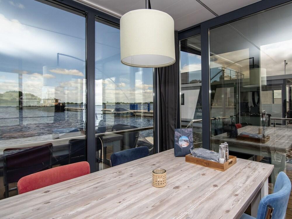 Houseboat a Unique Accommodation With an Unobstructed View