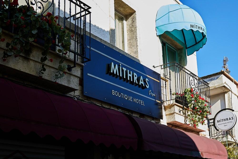 Mithras Cesme Otel