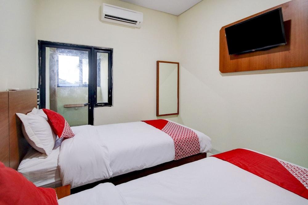 Hotel O Sean'S Residence Mansyur Near Universitas Sumatra Utara ( USU )
